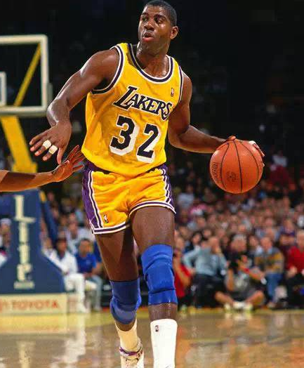 在全会精神 在全会精神