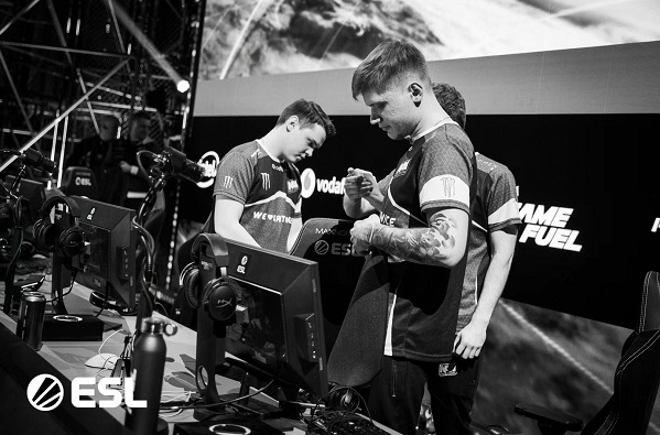 关键比赛中 关键比赛中